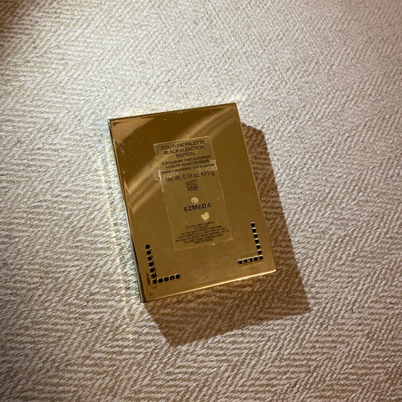 Yves Saint Laurent Couture Palette Black Addiction - Picture 5 of 8